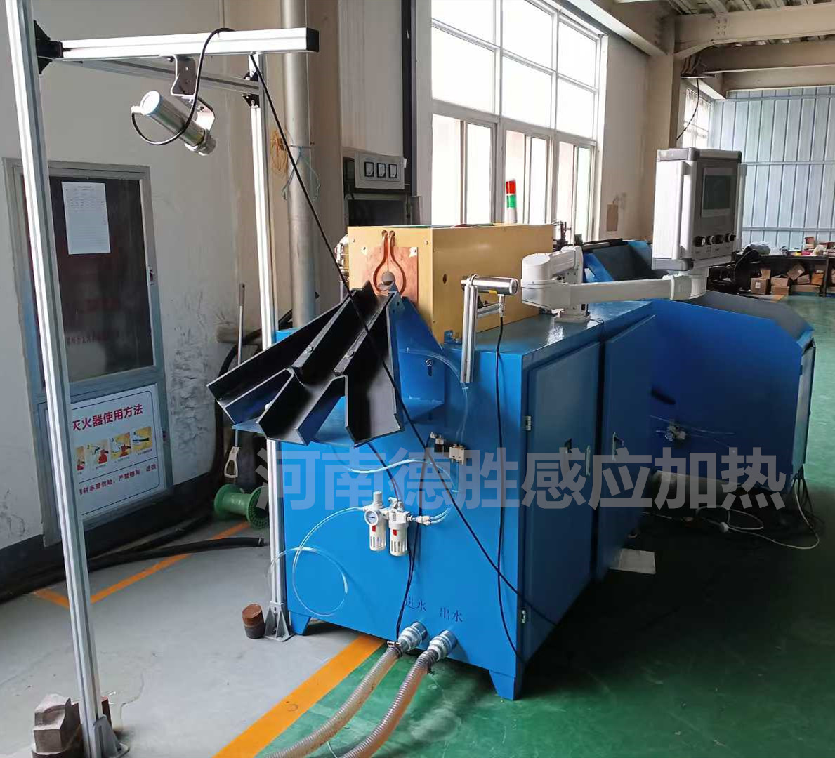 铜棒中频加热炉