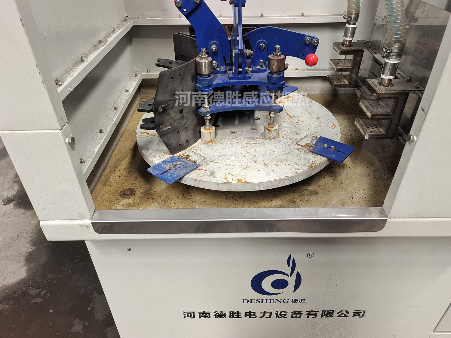 刹车蹄高频淬火
