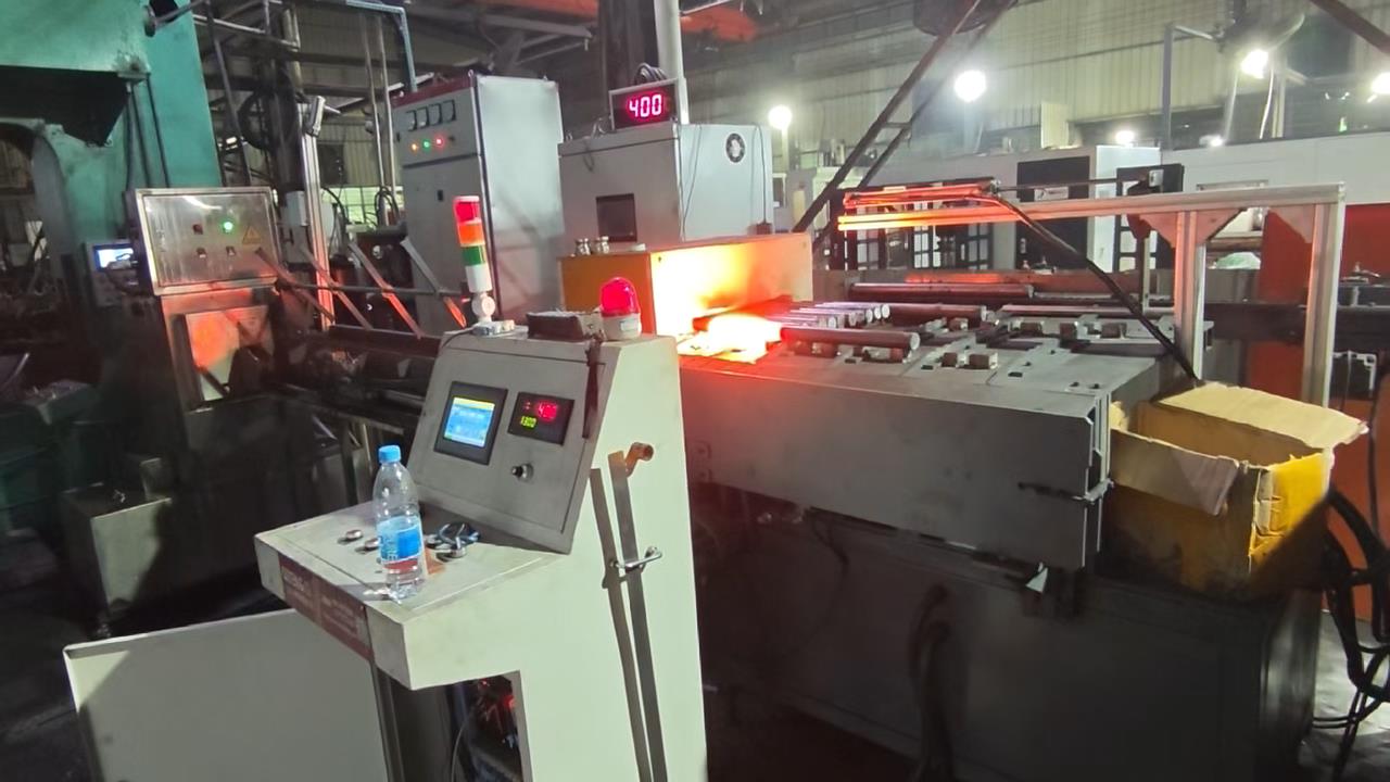 凸轮轴中频锻造加热设备